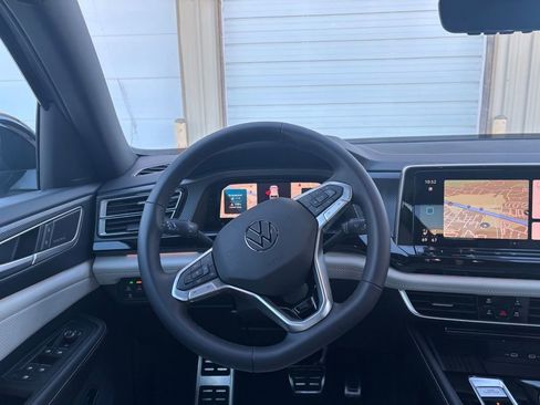 New 2026 Volkswagen Atlas Cross Sport SEL Premium R-Line image 22