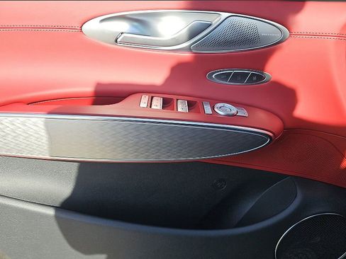 Used 2026 Genesis GV70 2.5T Sport Prestige image 13