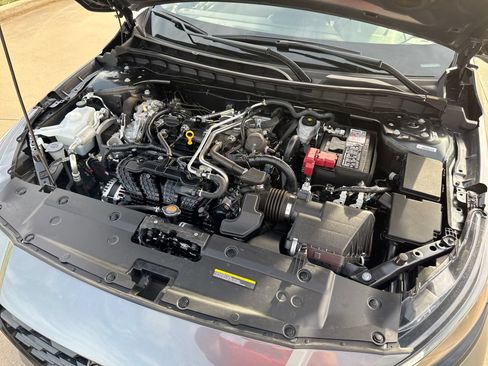 Used 2026 Nissan Altima 2.5 SR FWD image 24