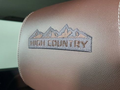 Used 2014 Chevrolet Silverado 1500 High Country w/ High Country Premium Package image 13