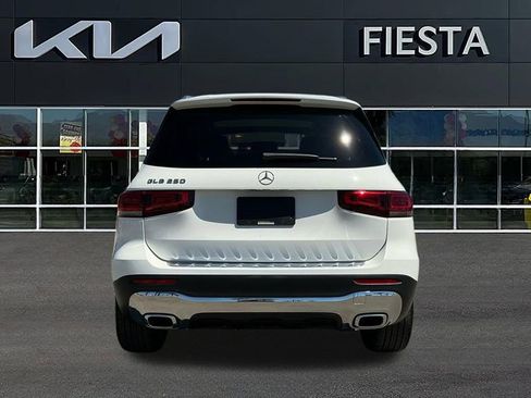 Used 2021 Mercedes-Benz GLB 250 image 5