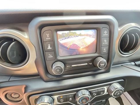Used 2020 Jeep Wrangler Unlimited Sport S AWD/4WD image 22