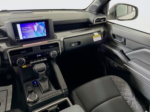 New 2026 Toyota Tacoma SR5 AWD/4WD image 19