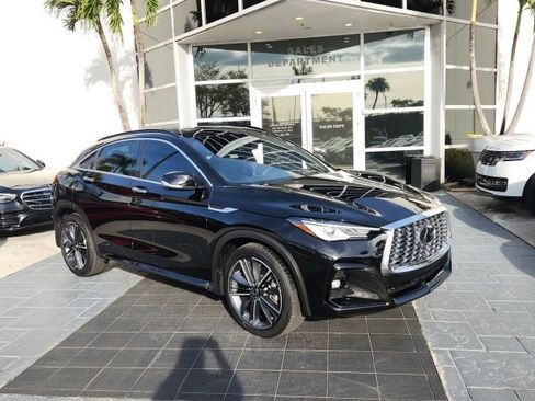 Used 2025 INFINITI QX55 Luxe w/ Cargo Package image 2