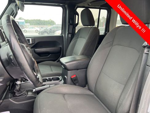 Used 2020 Jeep Wrangler Unlimited Sport AWD/4WD image 10