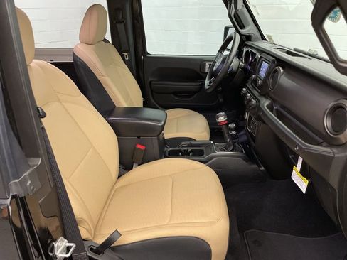 Certified 2021 Jeep Wrangler Sport image 22
