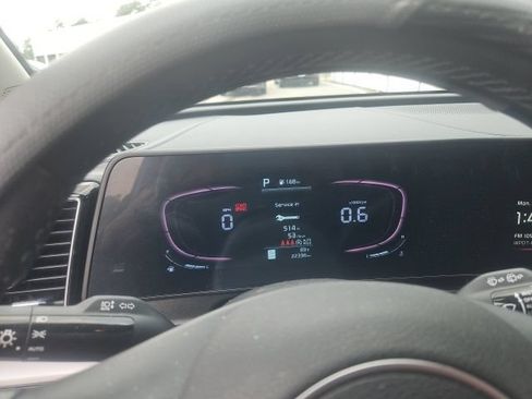 Certified 2023 Kia Sportage EX FWD image 5