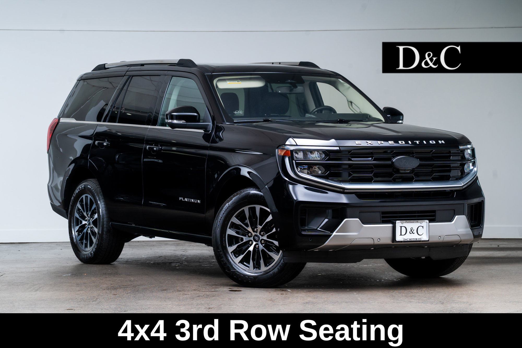 Used 2025 Ford Expedition Platinum AWD/4WD image 1