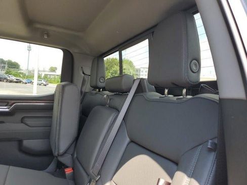 New 2026 GMC Sierra 1500 SLT w/ SLT Premium Plus Package AWD/4WD image 17