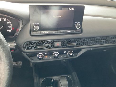 Certified 2025 Honda HR-V LX image 13