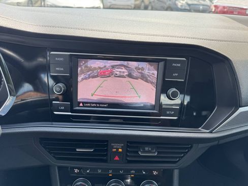 Used 2019 Volkswagen Jetta SE FWD image 28