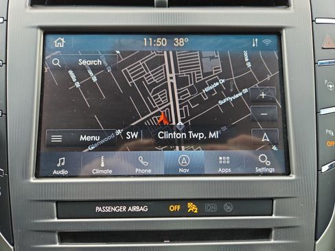 Used 2020 Lincoln MKZ Reserve w/ Elements Package image 18