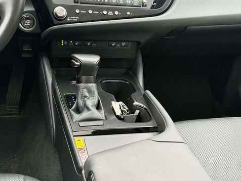 Used 2024 Lexus ES 350 w/ Premium Package FWD image 19