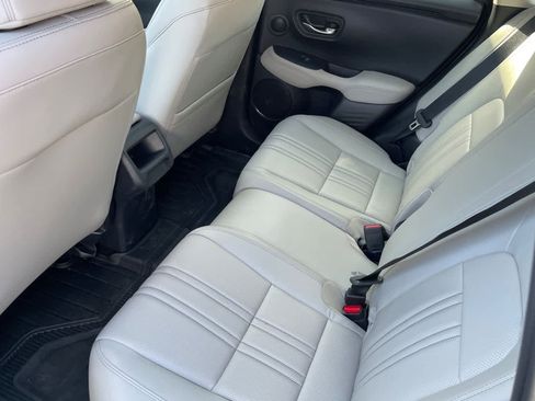 Used 2026 Honda HR-V EX-L image 10