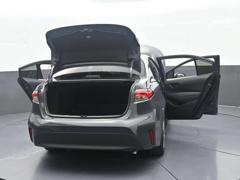 Used 2025 Toyota Corolla LE FWD image 66