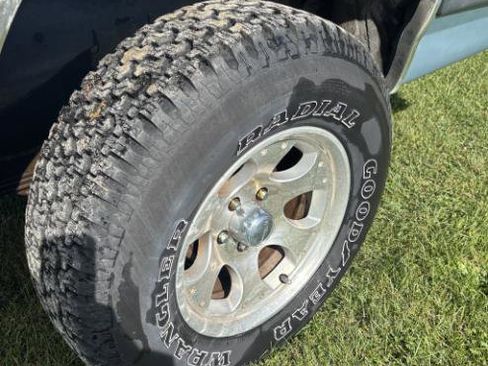 Used 1987 Dodge Dakota 4x4 Regular Cab image 17