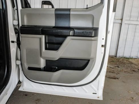 Used 2017 Ford F350 XL w/ Power Equipment Group RWD image 45