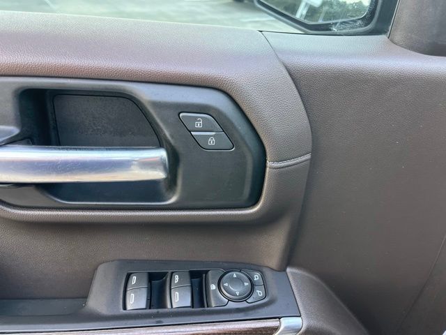 Used 2020 Chevrolet Silverado 1500 LT w/ Texas Edition RWD image 12