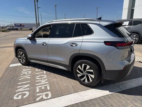 Certified 2025 Volkswagen Tiguan S image 7