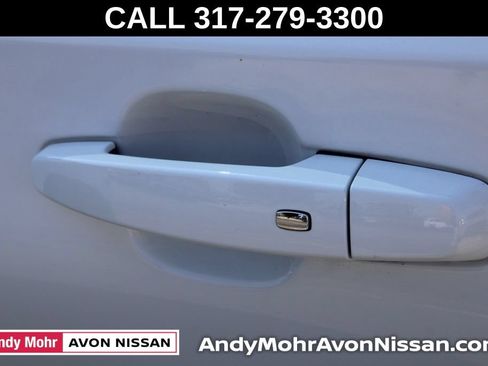 Used 2020 GMC Terrain SLE w/ Driver Convenience Package FWD image 14