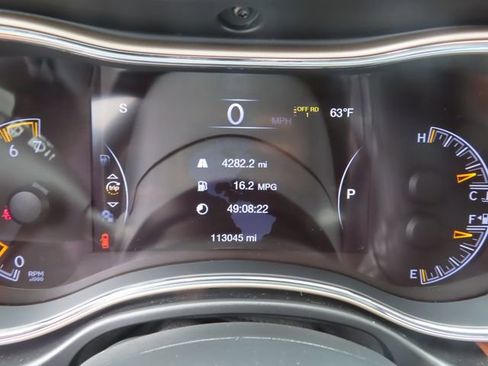 Used 2016 Jeep Grand Cherokee Summit w/ Platinum Series Group AWD/4WD image 22