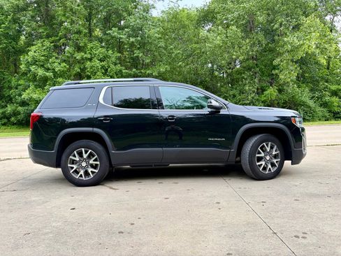 Used 2023 GMC Acadia SLE w/ Driver Convenience Package FWD image 6