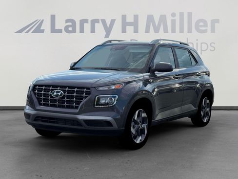New 2026 Hyundai Venue SEL FWD image 1