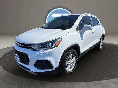 Used 2020 Chevrolet Trax LT image 20