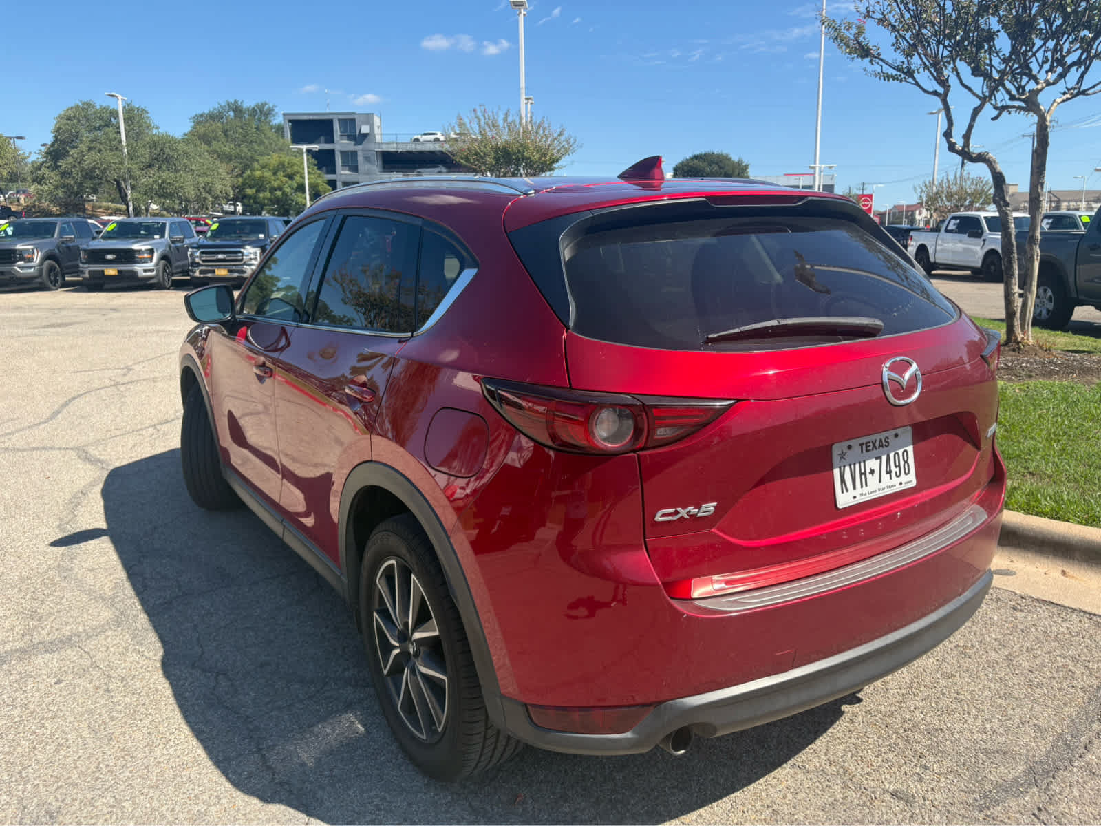 Used 2018 MAZDA CX-5 Grand Touring w/ Premium Package FWD image 3