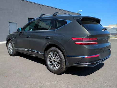 Certified 2025 Genesis GV80 2.5T Standard AWD/4WD image 6