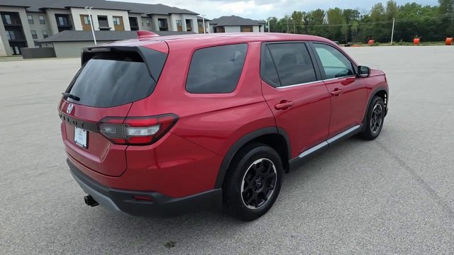 Certified 2025 Honda Pilot EX-L image 9