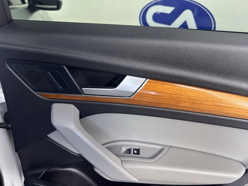 Used 2023 Audi Q5 2.0T Premium image 39