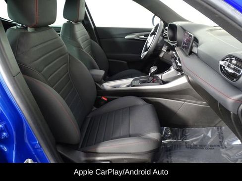 Used 2024 Dodge Hornet GT image 13