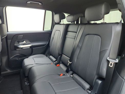New 2026 Mercedes-Benz GLB 250 image 18