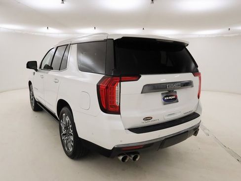 Certified 2023 GMC Yukon Denali Ultimate image 28