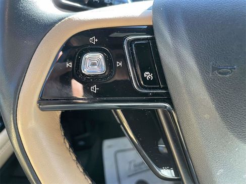 Certified 2023 Lincoln Corsair Reserve w/ Equipment Group 201A image 27