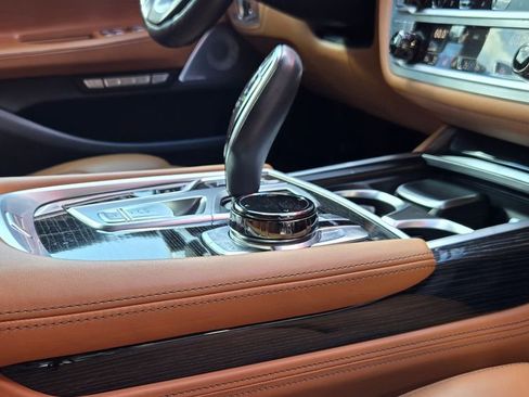 Used 2016 BMW 750i xDrive image 30