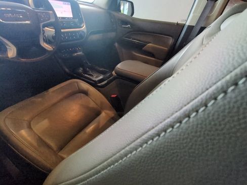 Used 2020 GMC Canyon SLT w/ Driver Alert Package AWD/4WD image 18