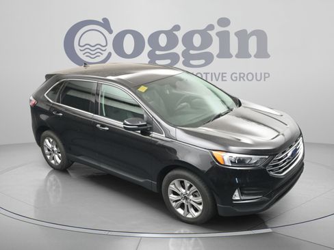 Certified 2024 Ford Edge Titanium AWD/4WD image 19