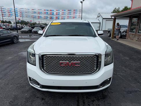 Used 2016 GMC Yukon SLE w/ HD Trailering Package AWD/4WD image 10