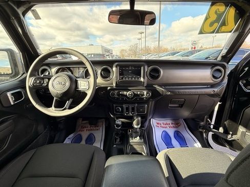 Used 2023 Jeep Wrangler Sport S image 20
