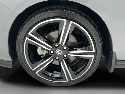 Used 2023 Honda Accord Sport image 8