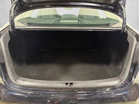 Used 2024 Toyota Corolla LE FWD image 18