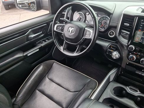 Used 2021 RAM 1500 Laramie AWD/4WD image 15