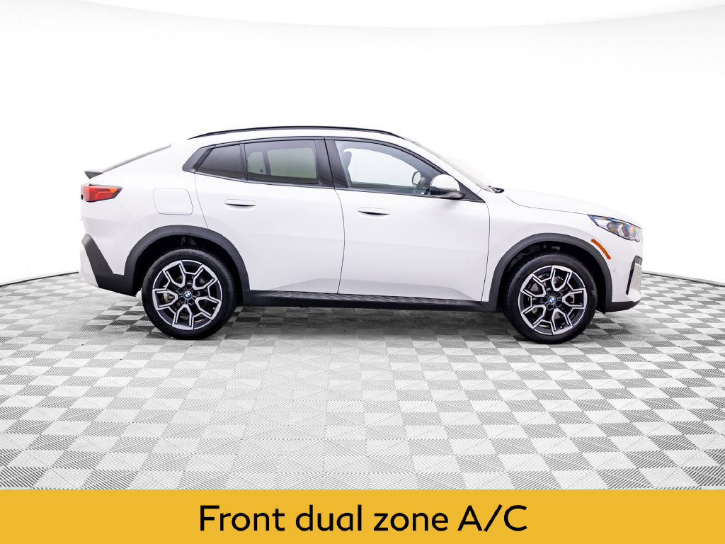 Used 2026 BMW X2 xDrive28i w/ Technology Package AWD/4WD image 7