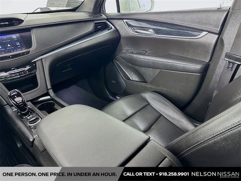 Used 2020 Cadillac XT5 Premium Luxury image 24