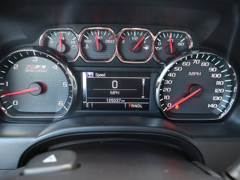 Used 2017 Chevrolet Silverado 1500 LT w/ Midnight Edition image 15