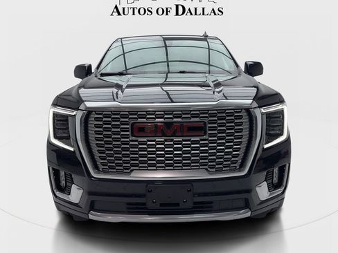 Used 2021 GMC Yukon XL Denali w/ Denali Premium Package AWD/4WD image 3
