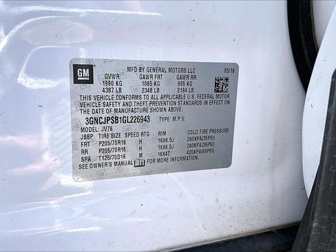 Used 2016 Chevrolet Trax LT AWD/4WD image 29