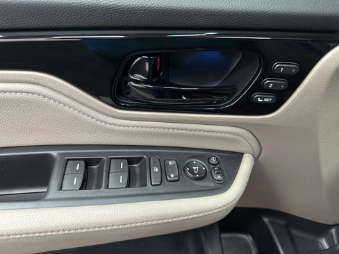 Used 2020 Honda Odyssey Elite image 21